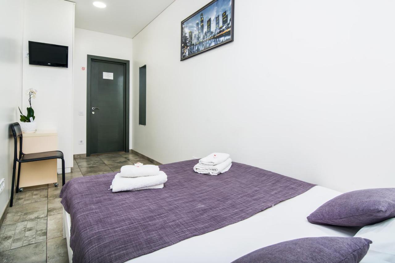 Skyhome Mini-Hotel Kiev Ngoại thất bức ảnh